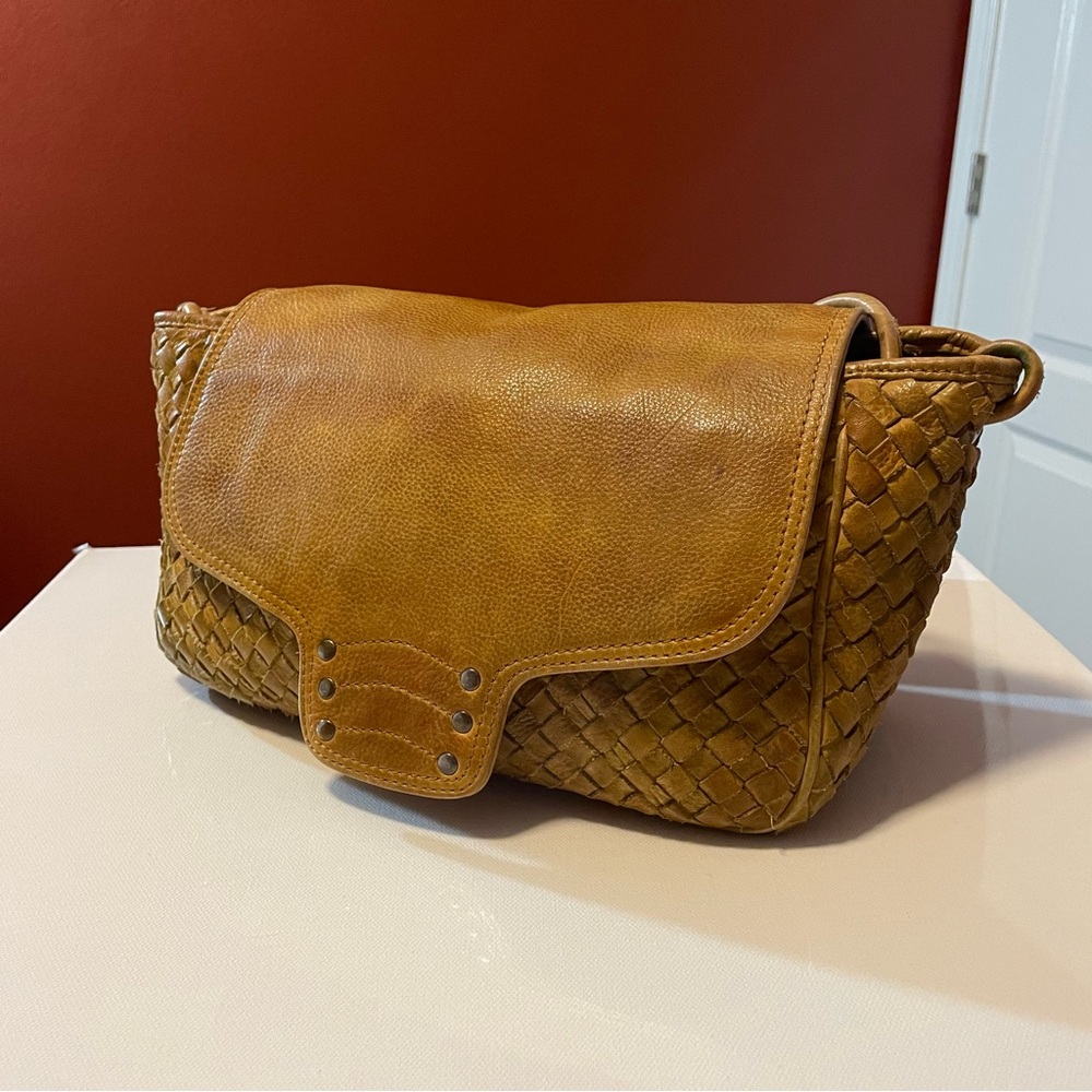 Anabaglish Women’s Sawyer Elegant Tan Boho Leather Woven Shoulder‎ Bag